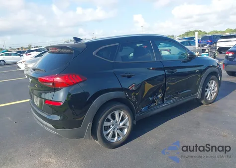2020 Hyundai Tucson Value z USA, uszkodzony, nr VIN KM8J33A40LU233903